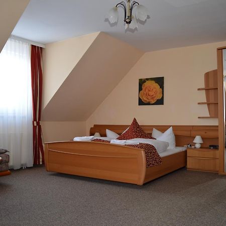 Hotel Auerhahn Masserberg Buitenkant foto